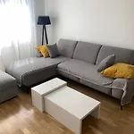 Eleganza Apartment - New!